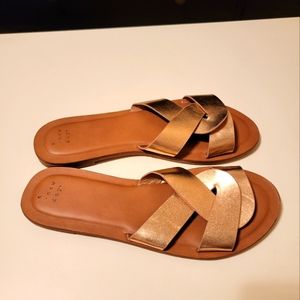 A new day flats shoes